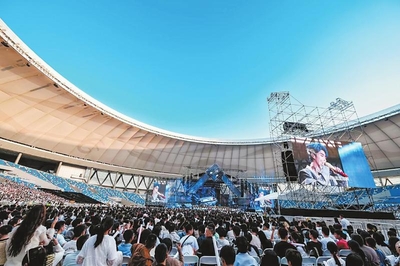 上半年 营业性演出拉动消费超77亿元
